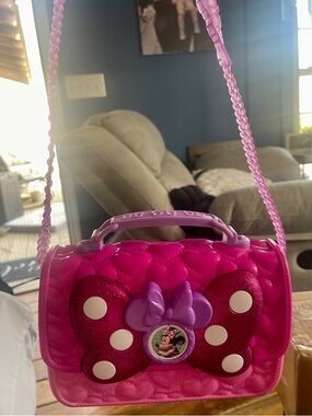 Disney Hot Pink and Purple Minnie Mouse Kids Crossbody Bag w/ Accessories EUC